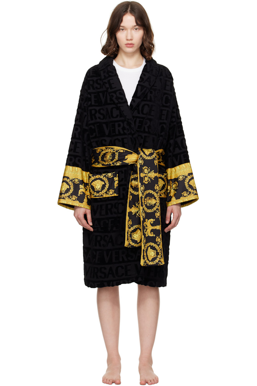 Cotton terrycloth bathrobe. Jacquard logo pattern and Barocco-patterned poplin trim throughout.

· Shawl collar
· Belt loops with detachable self-tie belt
· Patch pockets at waist

Supplier color: Black