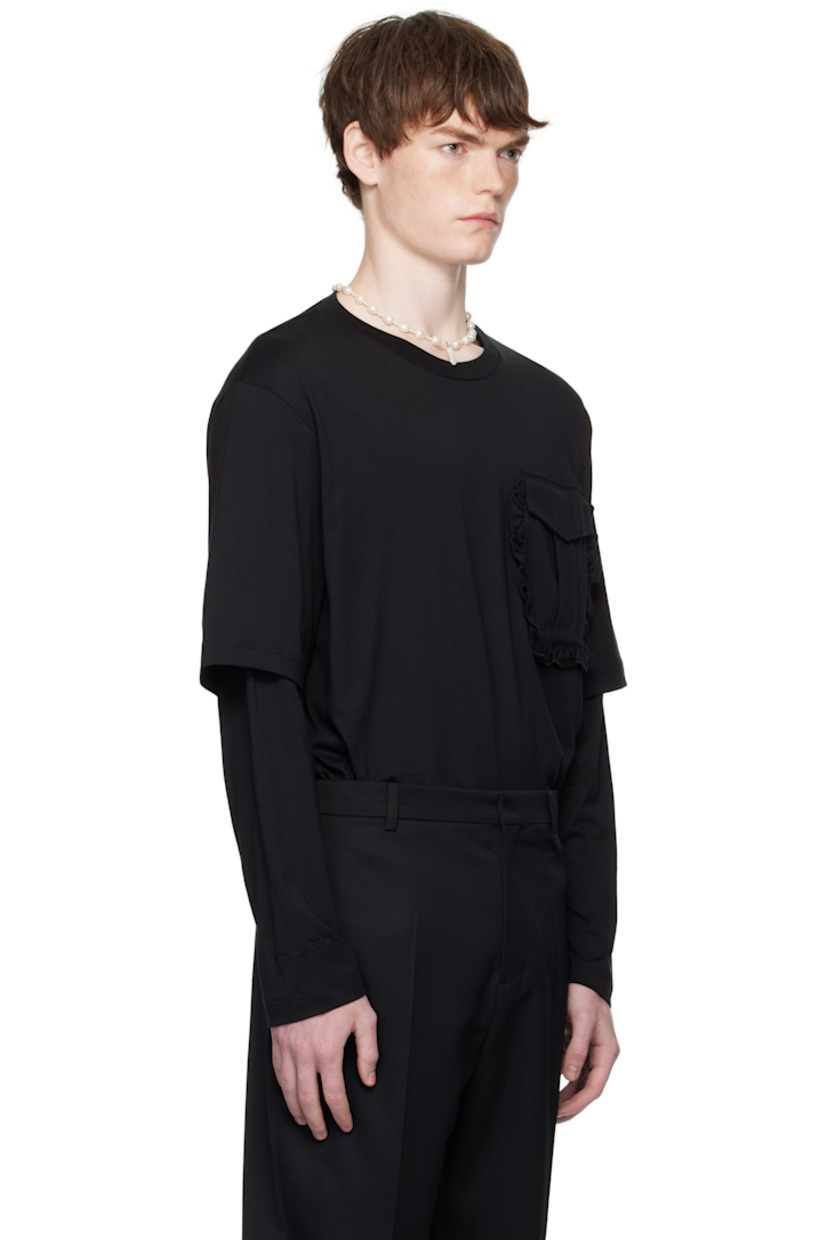 Cotton jersey T-shirt.

· Rib-knit crewneck
· Ruffled trim at flap pocket
· Layered sleeves

Supplier color: Black
