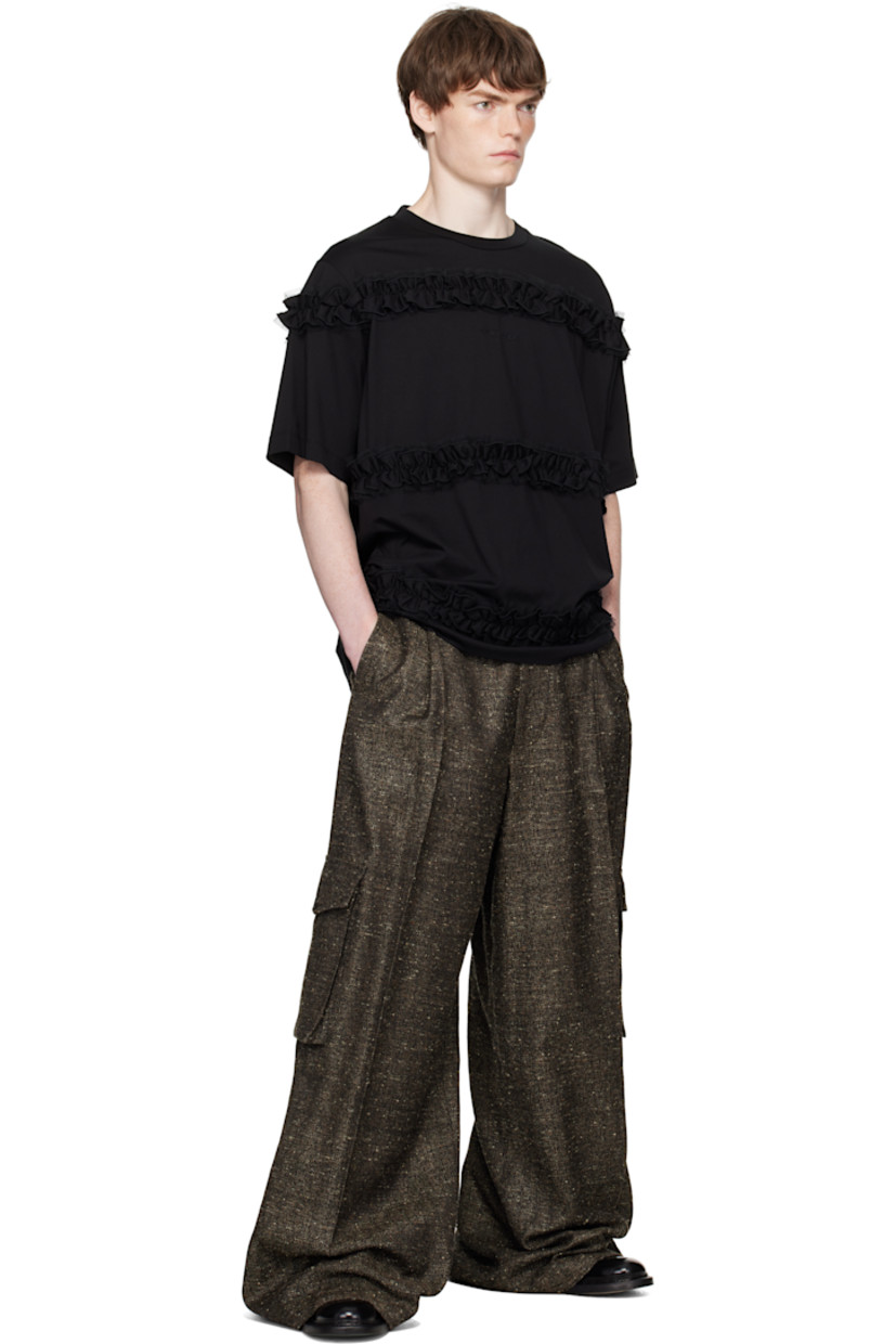 Cotton jersey T-shirt.

· Oversized
· Rib-knit crewneck
· Logo embroidered at chest
· Ruffled jersey and mesh trim at front and sleeves

Supplier color: Black/Black