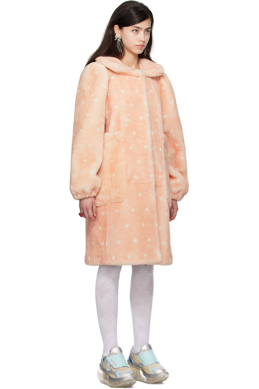 Shearling coat. Polka dot pattern printed throughout.

· Integrated pliable wire at collar
· Button closure
· Patch pockets
· Balloon sleeves
· Elasticized cuffs
· Central vent at back hem
· Full viscose satin lining

Part of the I'm Sorry by Petra Collins x JennyFax collaboration.

Supplier color: Pink/Polka dots