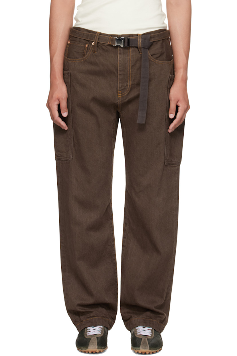 Non-stretch denim cargo pants.

�· Belt loops
· Detachable press-release belt 
· Five-pocket styling
· Zip fly
· Cargo pocket at outseams
· D-ring at back waistband
· Contrast stitching in tan 

Supplier color: Brown