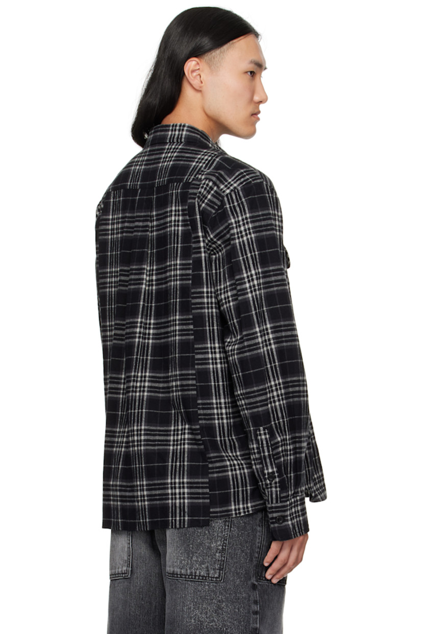 Cotton flannel shirt. 

· Check pattern throughout 
· Spread collar 
· Button closure
· Flap pockets at chest
· Asymmetric shirttail hem
· Pleats at buttoned barrel cuffs
· Box pleat at back yoke

Supplier color: Black