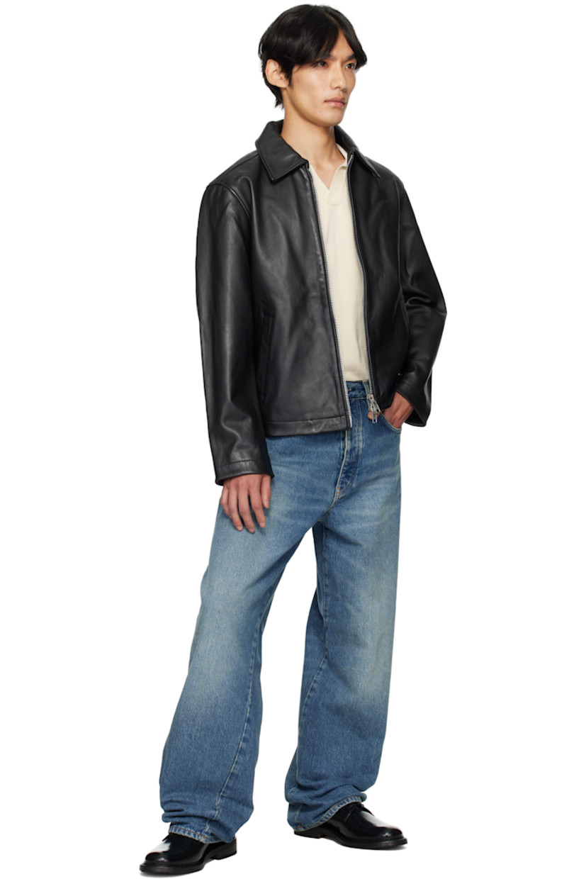 Grained lambskin jacket. 

· Spread collar
· Two-way zip closure
· Welt pockets at front
· Welt pocket at interior 
· Full satin lining 

Supplier color: Black