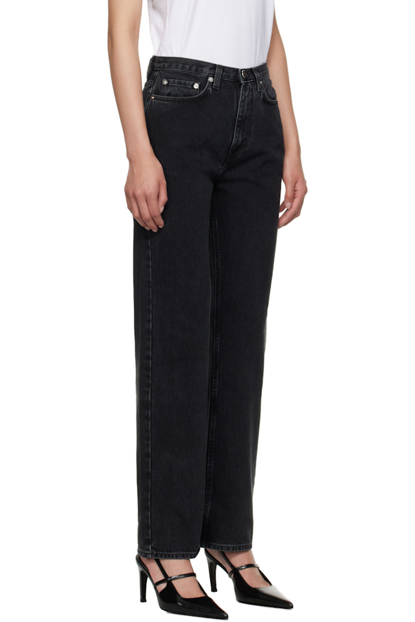 Non-stretch organic cotton denim jeans.

· Straight-leg
· Belt loops
· Five-pocket styling
· Zip fly
· Logo patch at back waistband
· Silver-tone hardware

Supplier color: Washed grey
