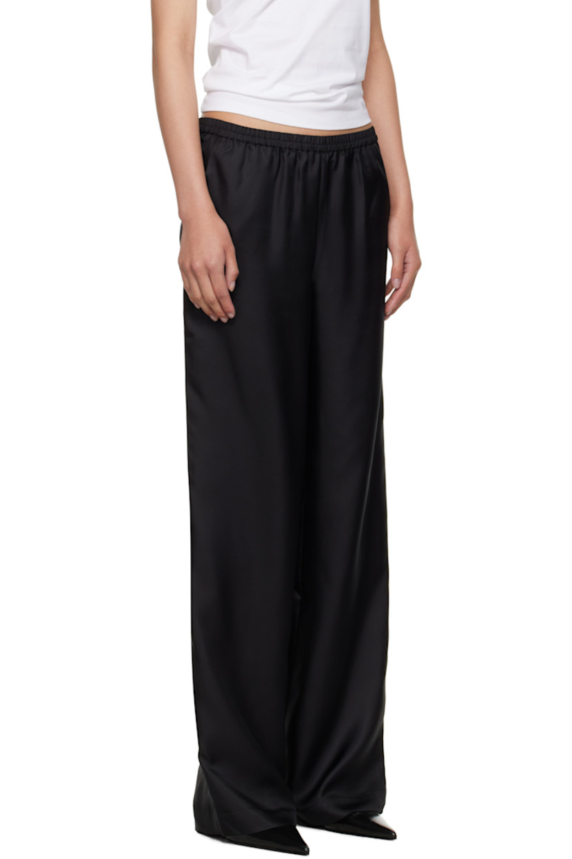 Silk twill trousers.

· OEKO-TEX® STANDARD 100-certified
· Loose-fit
· Mid-rise
· Elasticized waistband
· Three-pocket styling

Supplier color: Black