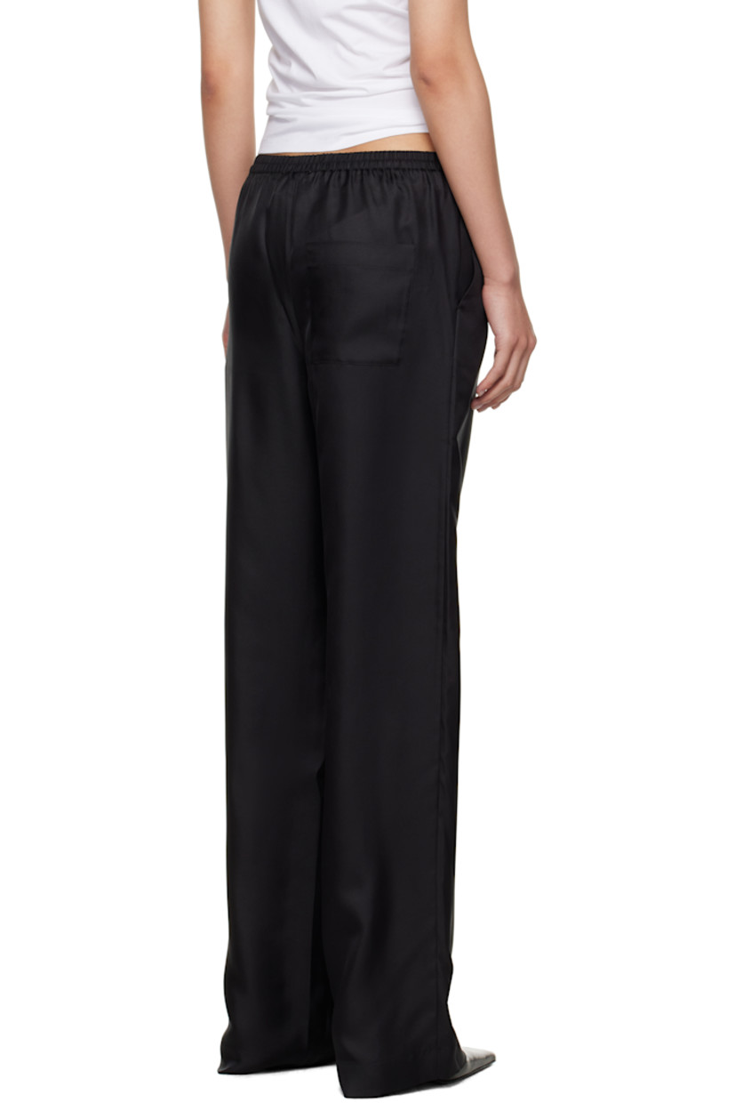 Silk twill trousers.

· OEKO-TEX® STANDARD 100-certified
· Loose-fit
· Mid-rise
· Elasticized waistband
· Three-pocket styling

Supplier color: Black