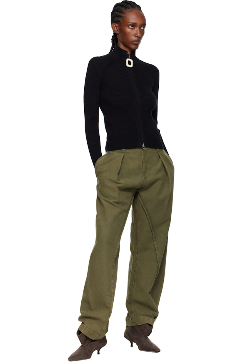 Cotton twill trousers.

· Belt loops
· Four-pocket styling
· Zip fly
· Pleats at front
· Twisted inseams and outseams
· Hammer loop at outseam
· Logo patch at back pocket

Supplier color: Olive