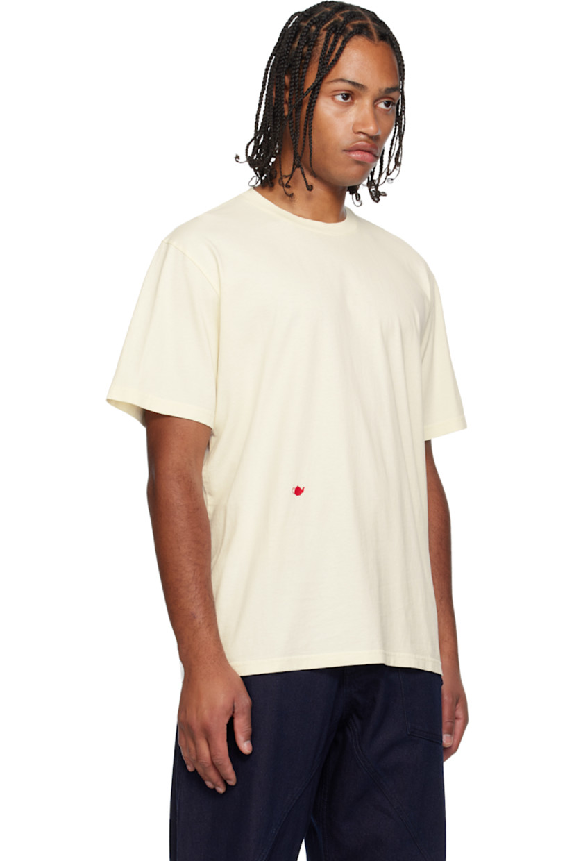 Cotton jersey T-shirt.

· Rib-knit crewneck
· Graphic embroidered at front
· Logo embroidered at back hem

Supplier color: Off white