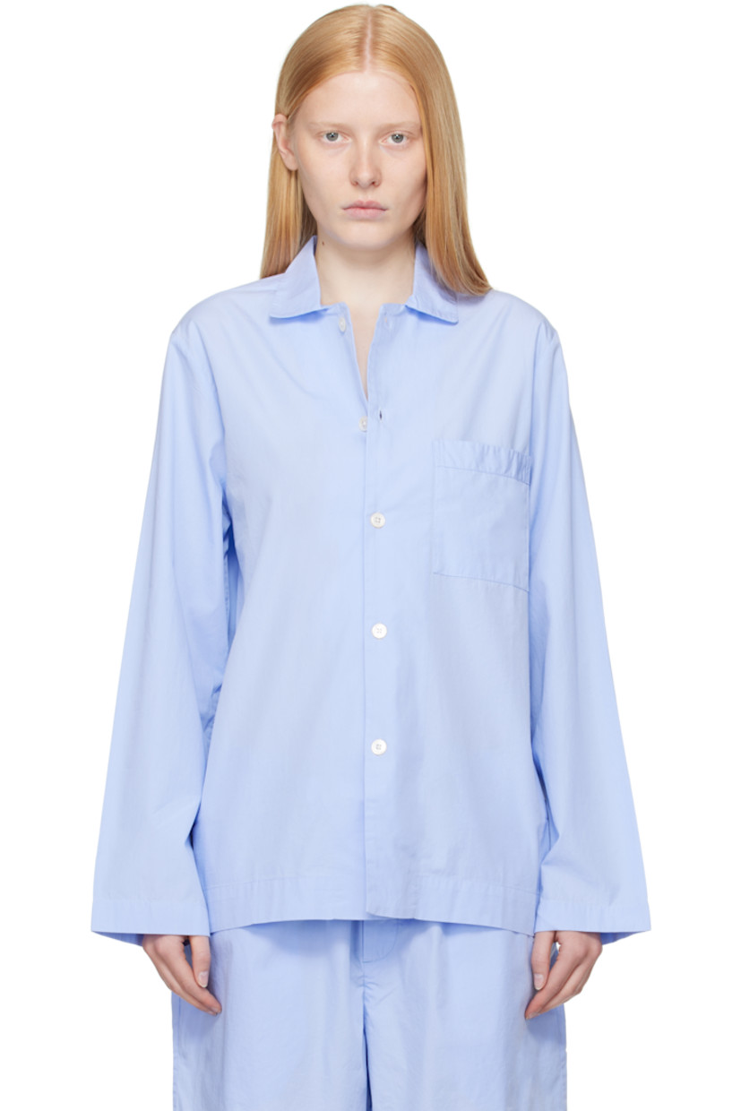 Lightweight organic cotton poplin pyjama shirt. 

· Certified OEKO-TEX Standard 100
· Stonewashed
· Spread collar
· Button closure
· Patch pocket at chest
· French seams at interior
· Mother-of-pearl hardware

Supplier color: Shirt blue