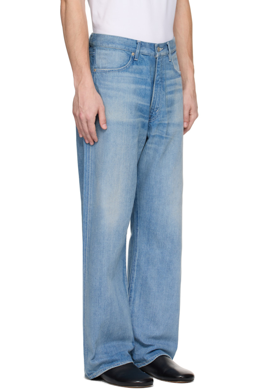 Non-stretch denim jeans. Fading and whiskering throughout.

· Belt loops
· Four-pocket styling
· Zip fly

Supplier color: Light indigo