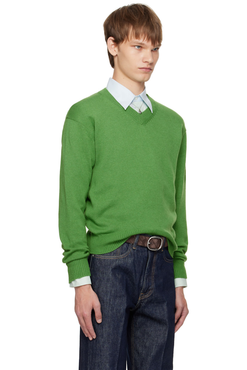 Lightweight knit cashmere sweater.

· Rib-knit V-neck, hem, and cuffs
· Dropped shoulders

Supplier color: Green
