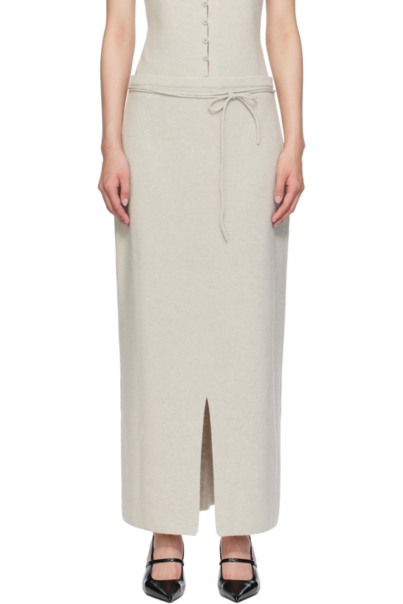 Brushed rib-knit wool-blend maxi skirt.

· Detachable drawstring at elasticized waistband
· Central slit at hem

Supplier color: Gray