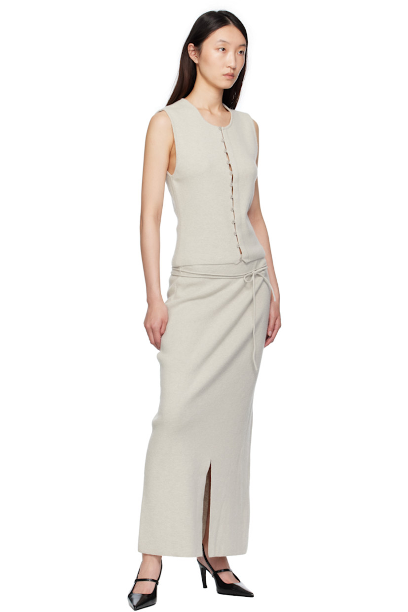 Brushed rib-knit wool-blend maxi skirt.

· Detachable drawstring at elasticized waistband
· Central slit at hem

Supplier color: Gray