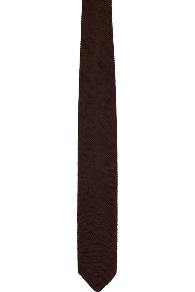 Knit silk tie.

· Jacquard stripes throughout
· W2.75"

Supplier color: Brown knitted stripe