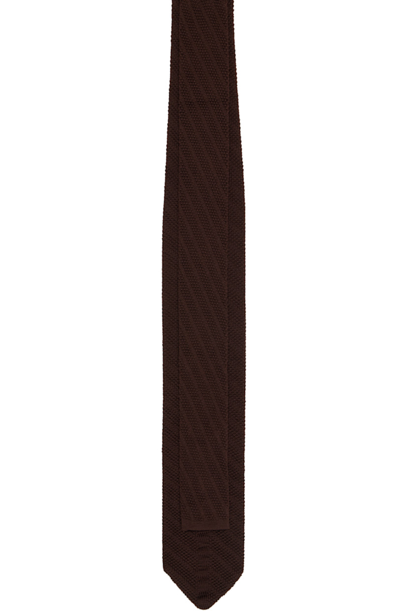 Knit silk tie.

· Jacquard stripes throughout
· W2.75"

Supplier color: Brown knitted stripe