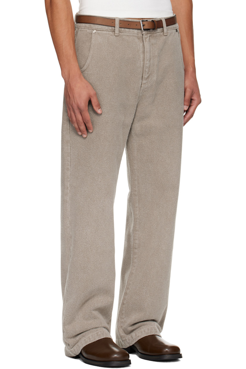 Brushed non-stretch organic cotton denim jeans.

· Garment-washed and pre-shrunk
· Loose-fit and straight-leg 
· Mid-rise
· Fading throughout
· Belt loops
· Four-pocket styling
· Zip fly

Supplier color: Brushed mudstone