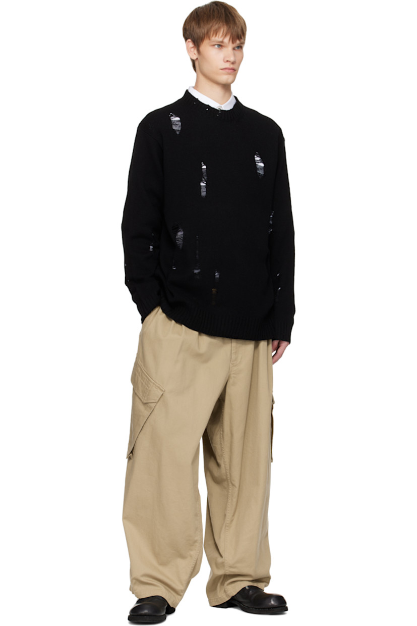 Cotton drill cargo pants.

· Water-repellent
· Belt loops
· Four-pocket styling
· Zip fly
· Flap pocket at outseams
· Pleats at front and back
· Logo flag at back

Part of the Yohji Yamamoto POUR HOMME collection.

Supplier color: Beige