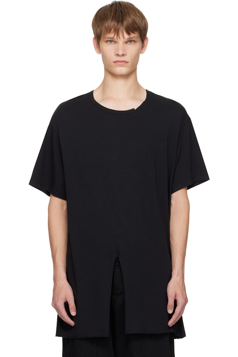 Cotton- and rayon-blend jersey T-shirt.

· Modified crewneck
· Raw edge at neck and hem
· Central vent at front hem
· Dropped shoulders

Part of the Yohji Yamamoto POUR HOMME collection.

Supplier color: Black