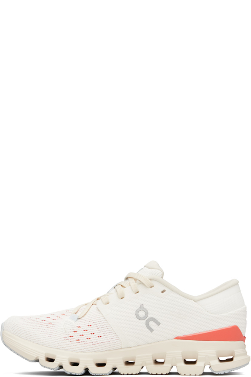 Low-top mesh sneakers in off-white.

· Reflective logo bonded throughout
· Lace-up closure
· Padded tongue and collar
· Flag at heel counter
· Jersey lining
· CloudTec Phase® Helion™ foam rubber midsole
· Treaded Speedboard® rubber sole

Supplier color: Ivory/Salmon