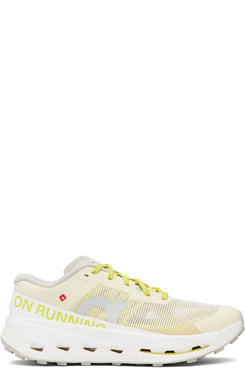 Low-top recycled mesh sneakers.

· Logo printed throughout
· Logo embossed at toe
· Lace-up closure
· Padded tongue and collar
· Cushioned CloudTec® Helion™ HF foam rubber midsole
· Treaded Missiongrip™ rubber sole

Supplier color: Pelican/White