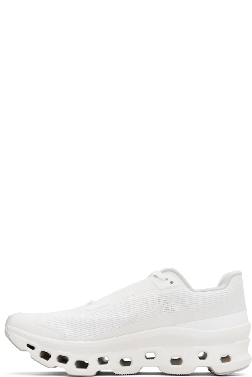 Low-top lightweight recycled mesh sneakers.

· Bonded trim throughout
· Logo-embossed rubber cap toe
· Lace-up closure
· Logo bonded at padded tongue
· Padded collar
· Logo bonded at outer side and heel tab
· Jersey lining
· Cushioned CloudTec® Helion™ foam rubber midsole
· Treaded Speedboard® rubber sole

Supplier color: White/White