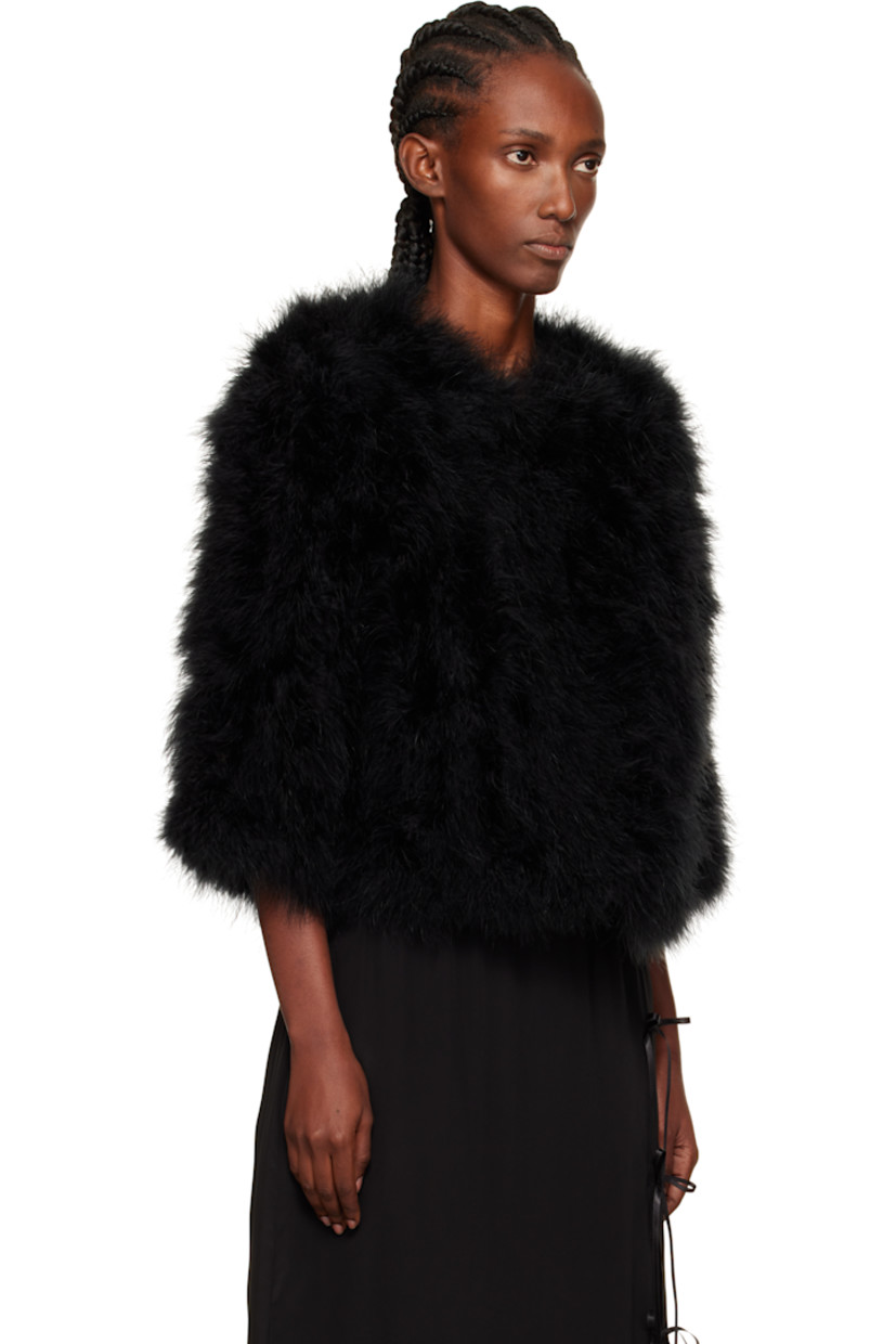 Lightweight turkey feather jacket.

· Round neck
· Hook-eye closure
· Welt pockets
· Cropped hem
· Three-quarter sleeves
· Full silk satin lining

Supplier color: Noir

Body: 100% turkey feather.