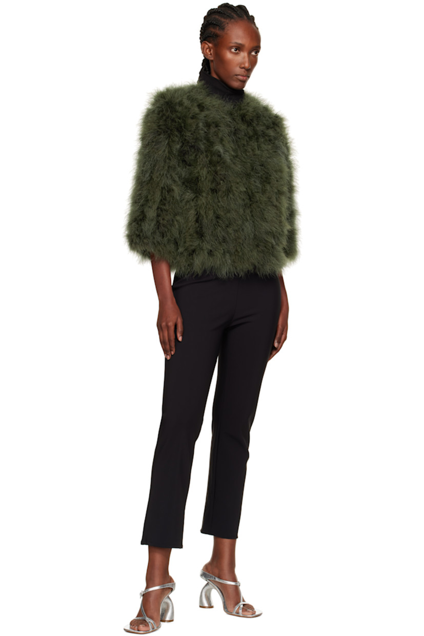 Lightweight turkey feather jacket.

· Round neck
· Hook-eye closure
· Welt pockets
· Cropped hem
· Three-quarter sleeves
· Full silk satin lining

Supplier color: Amazone

Body: 100% turkey feather.