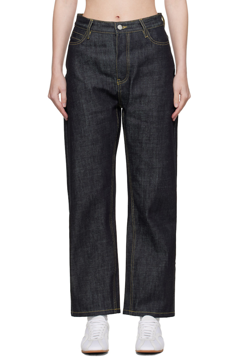 14 oz non-stretch denim jeans.

· High-rise
· Belt loops
· Five-pocket styling
· Zip fly
· Cropped leg
· Contrast stitching in yellow

Supplier color: Indigo