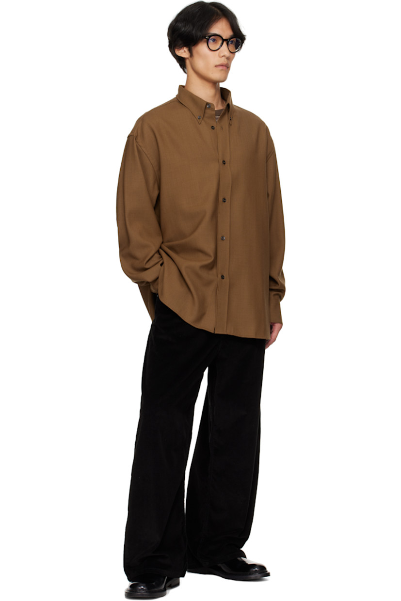 Stretch cotton corduroy trousers.

· Belt loops
· Five-pocket styling
· Zip fly
· Logo patch at back waistband

Supplier color: Black