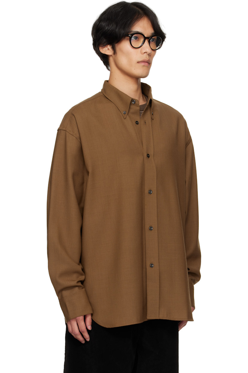 Wool hopsack shirt.

· Spread collar
· Button closure
· Shirttail hem
· Buttoned barrel cuffs
· Pleats at back yoke

Supplier color: Tobacco