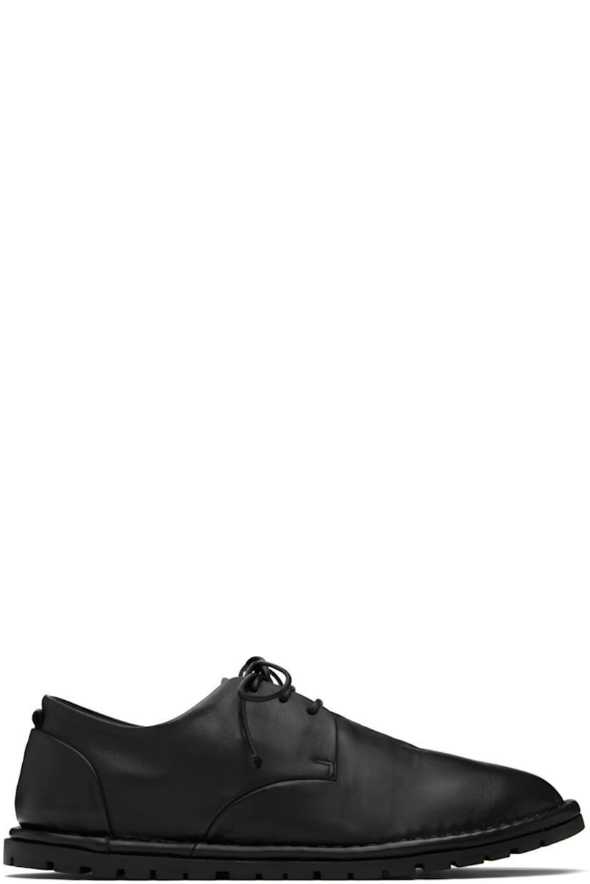 Buffed leather derbys.

· Lace-up closure
· Pull-loop at heel counter
· Topstitching at welt
· Treaded rubber sole

Supplier color: Black