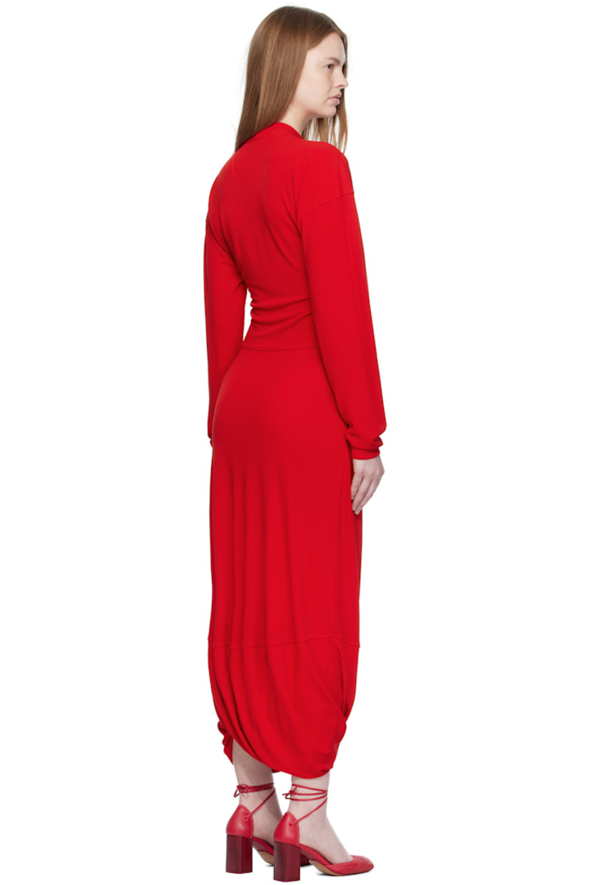 Viscose crêpe jersey maxi dress.

· Draping throughout
· V-neck
· Welt pocket at front
· Dropped shoulders

Supplier color: Lipstick red