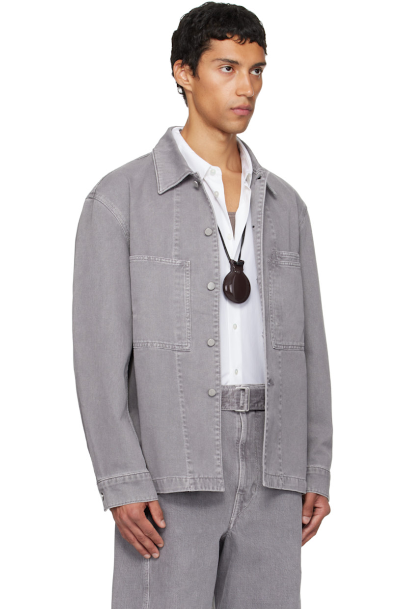 Non-stretch denim overshirt.

· Fading throughout
· Spread collar
· Button closure
· Patch pockets at front
· Buttoned barrel cuffs
 
Supplier color: Heather
