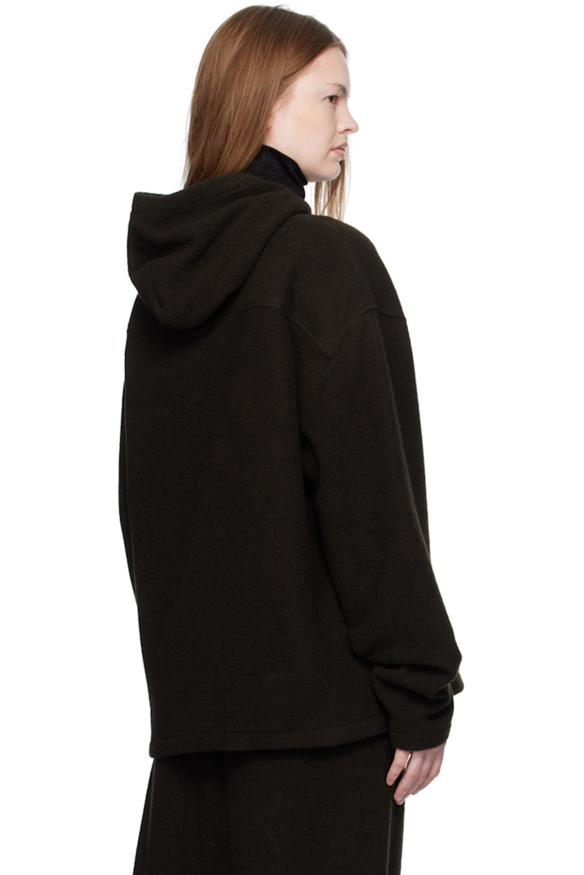 Virgin wool fleece hoodie. 

· Kangaroo pocket
· Dropped shoulders

Supplier color: Tourbe fleece