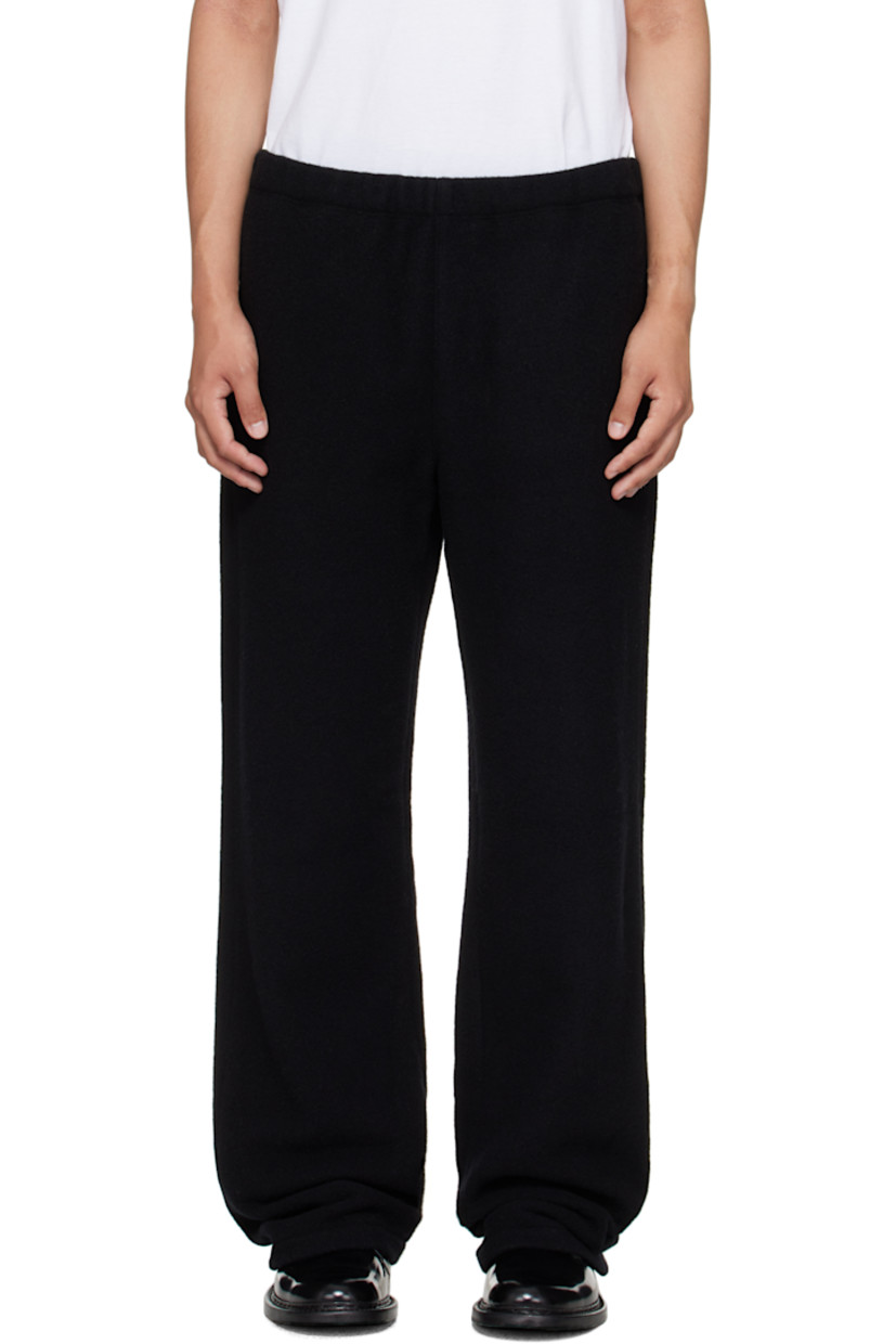 Lightweight brushed virgin wool fleece trousers.

· Concealed drawstring at elasticized waistband
· Three-pocket styling

Supplier color: Black