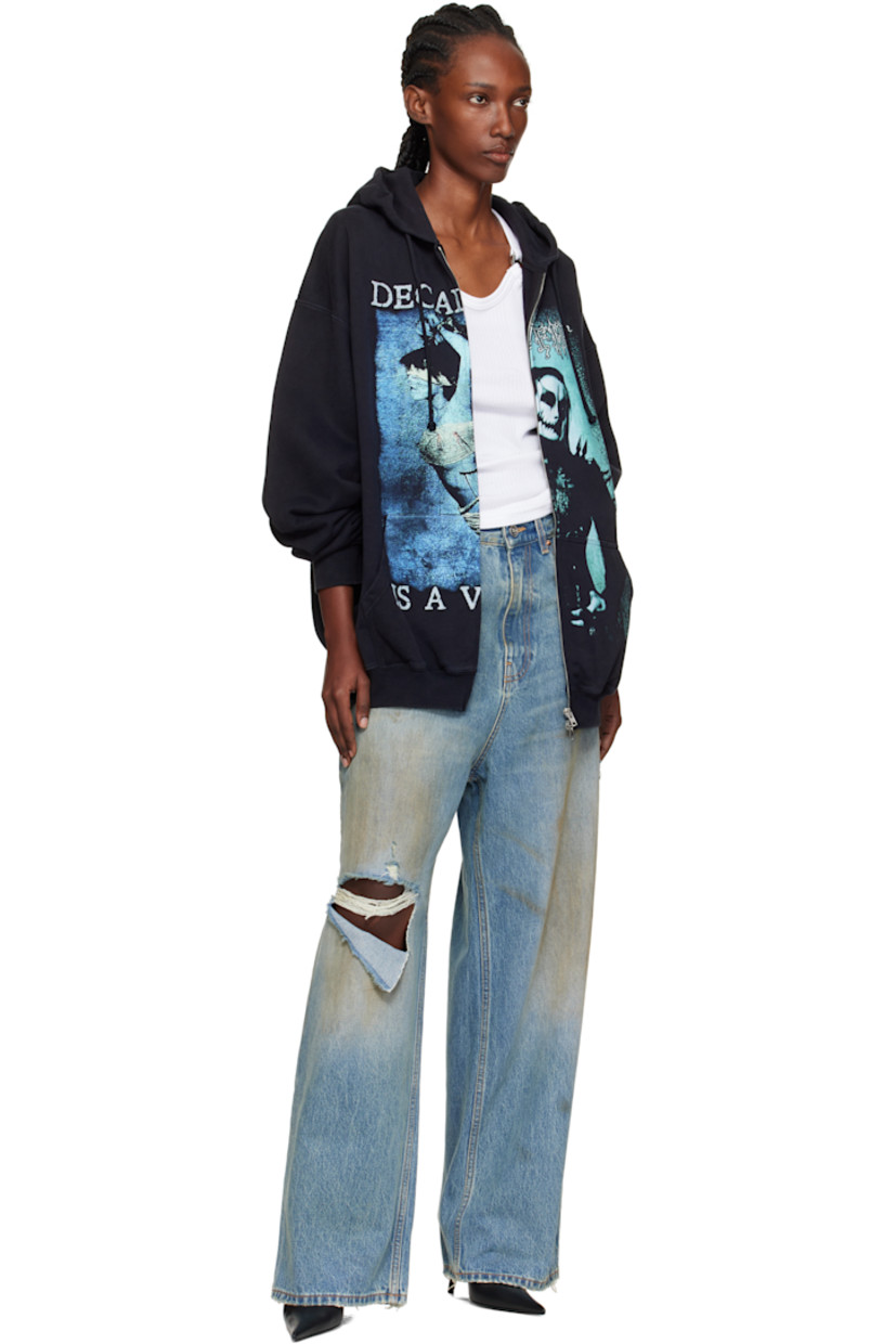 Non-stretch denim jeans.

· Fading, whiskering, and distressing throughout
· Belt loops
· Five-pocket styling
· Zip fly
· Contrast stitching in tan

Supplier color: Distressed light blue