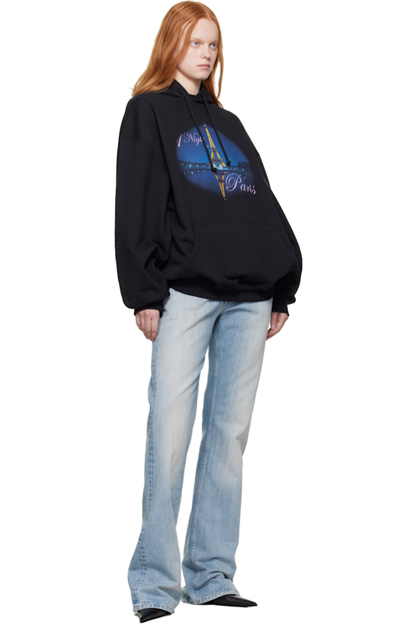 Cotton-blend French terry hoodie. 

· Fading throughout 
· Drawstring and logo embroidered at hood
· Graphic and text printed at front 
· Kangaroo pocket 
· Rib-knit hem and cuffs
· Dropped shoulders 

Supplier color: Washed black