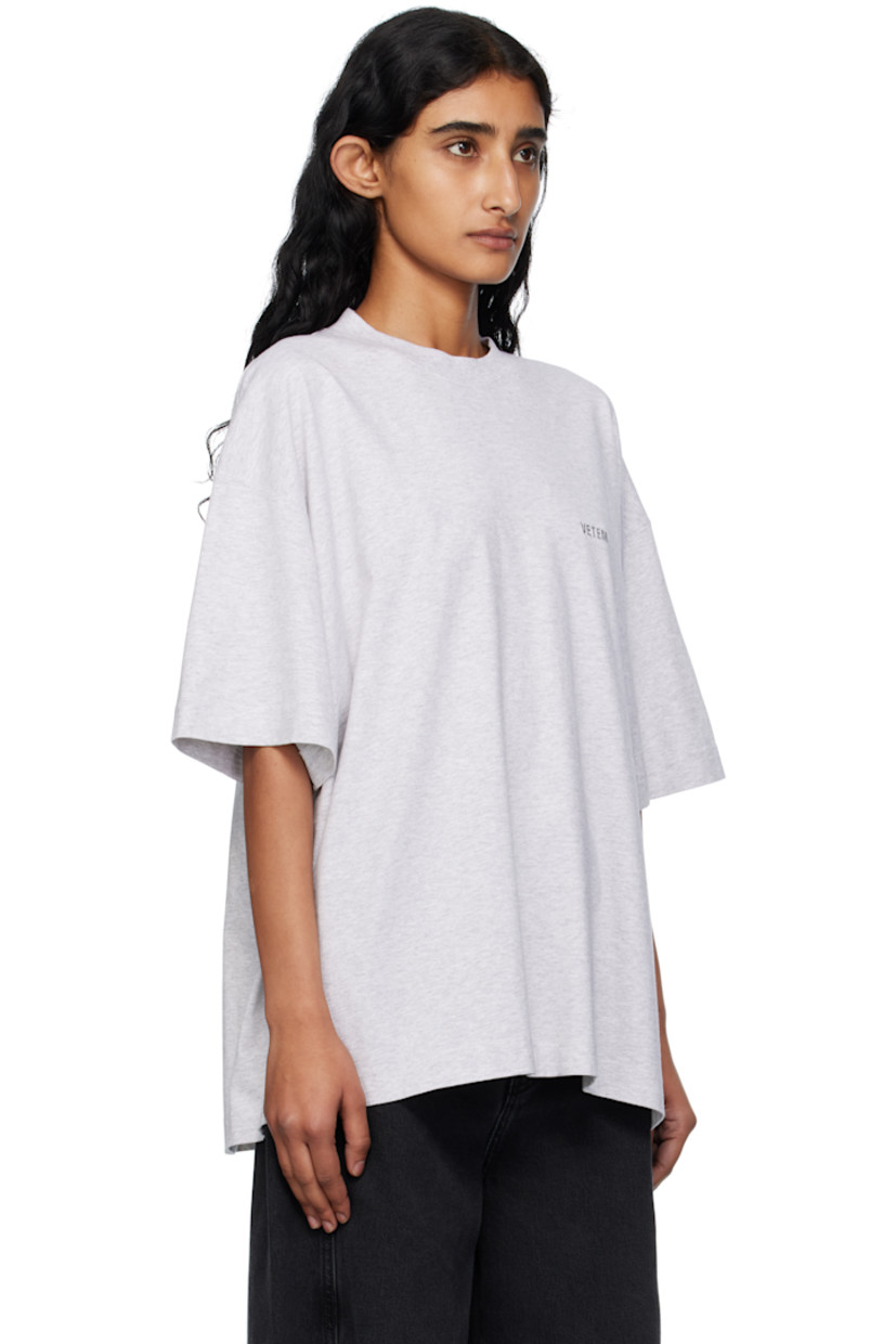 Cotton jersey T-shirt.

· Rib-knit crewneck
· Logo embroidered at chest and back collar

Supplier color: Grey melange