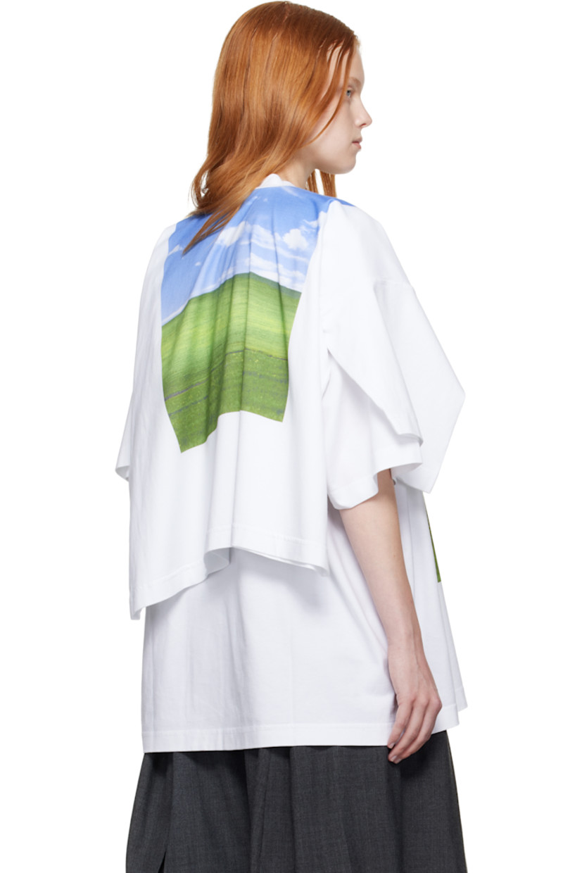Cotton jersey T-shirt. 

· Layered construction 
· Rib-knit crewneck
· Logo and graphic printed at front
· Dropped shoulders  
· Logo embroidered at back collar 

Supplier color: White