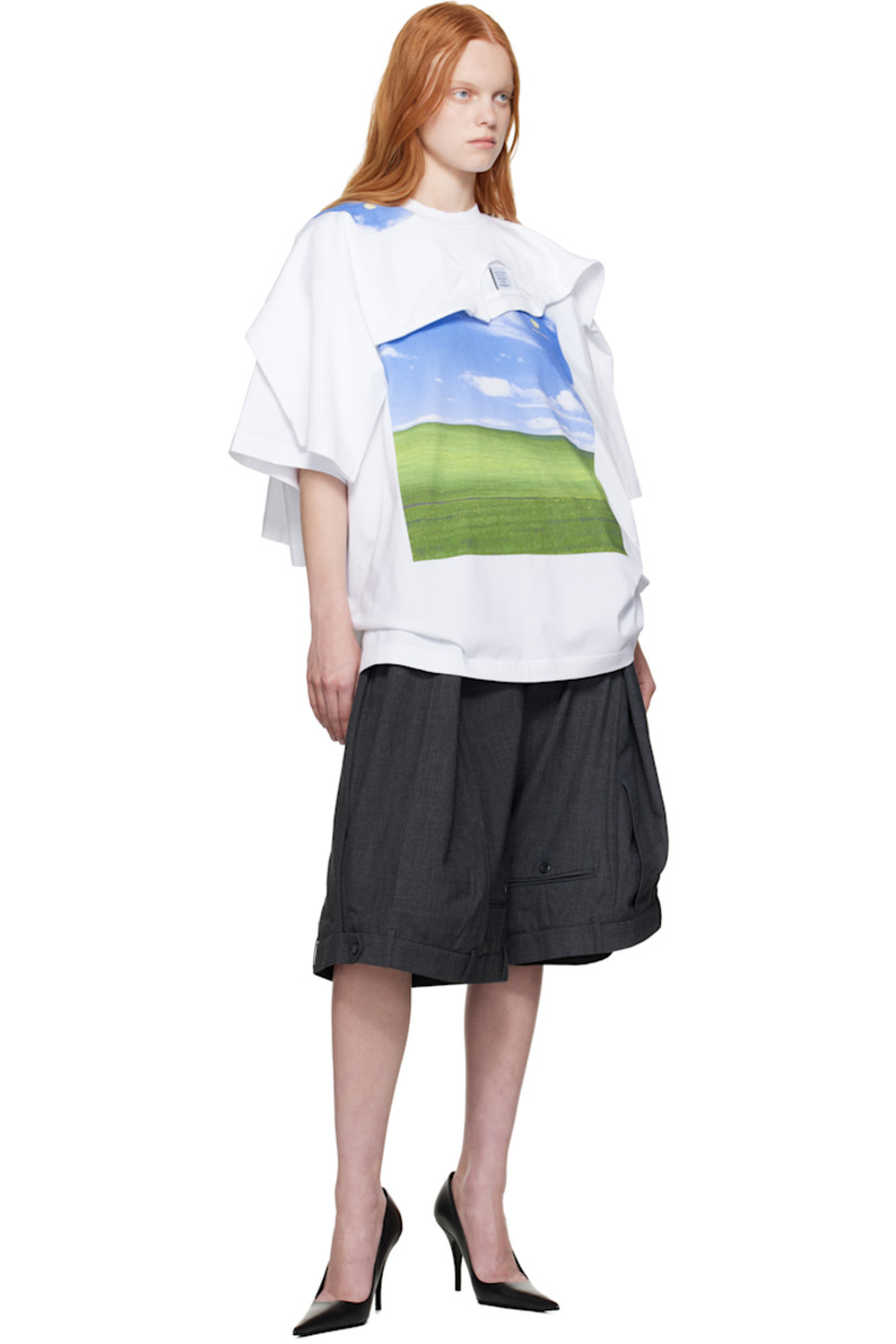 Cotton jersey T-shirt. 

· Layered construction 
· Rib-knit crewneck
· Logo and graphic printed at front
· Dropped shoulders  
· Logo embroidered at back collar 

Supplier color: White
