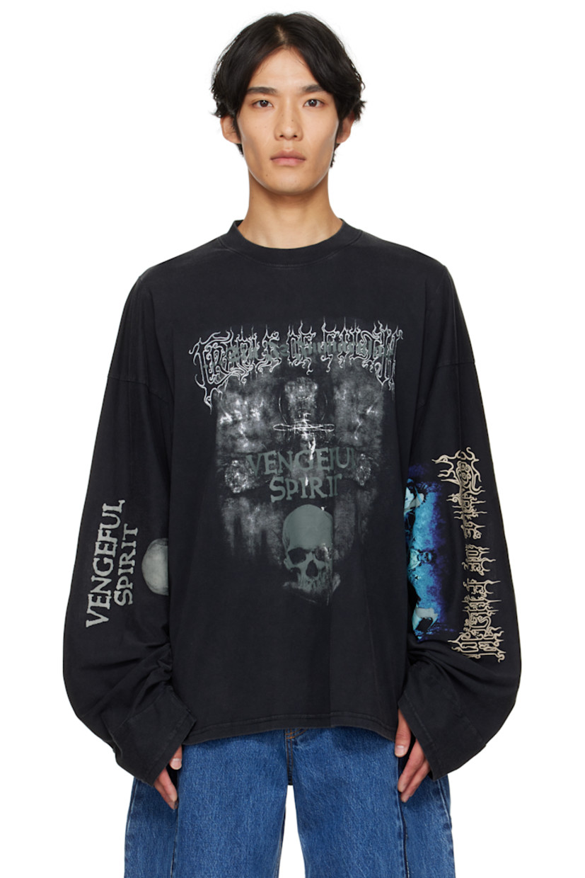 Cotton jersey T-shirt.

· Rib-knit crewneck
· Graphic and text printed at front and sleeves
· Cutout at sleeves
· Logo embroidered at back collar

Part of the Cradle of Filth capsule.

Supplier color: Magnet