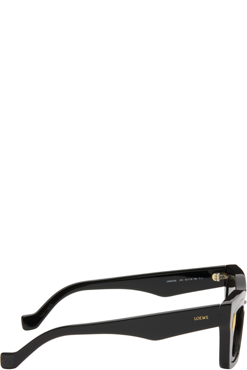 Square acetate-frame sunglasses.

· Gray lenses
· 100% UVA/UVB protection, category 3
· Integrated nose pads
· Hardware at face 
· Inset logo at temples
· Logo graphic etched at temple tips
· Gold-tone hardware
· Includes pouch
· Size: 53.17 145

Supplier color: Shiny black/Brown