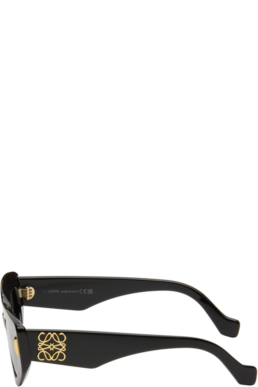 Cat-eye acetate-frame sunglasses. 

· Gray lenses
· 100% UVA/UVB protection, category 3
· Integrated nose pads
· Studs at face
· Logo hardware at temples
· Gold-tone hardware
· Includes pouch
· Size: 51.19 145

Supplier color: Black
