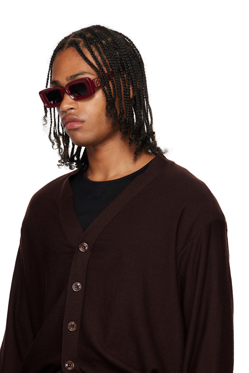 Rectangular acetate-frame sunglasses.

· Gray lenses 
· 100% UVA/UVB protection, category 3
· Integrated nose pads
· Logo hardware at temples
· Includes pouch
· Size: 46.22 140

Supplier color: Burgundy