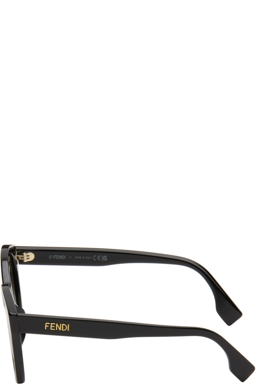 Cat-eye acetate-frame sunglasses.

· Green gradient lenses
· 100% UVA/UVB protection, category 2
· Integrated nose pads
· Inset logo hardware at temples
· Includes pouch
· Size: 54.19 145

Supplier color: Shiny black/Gradient