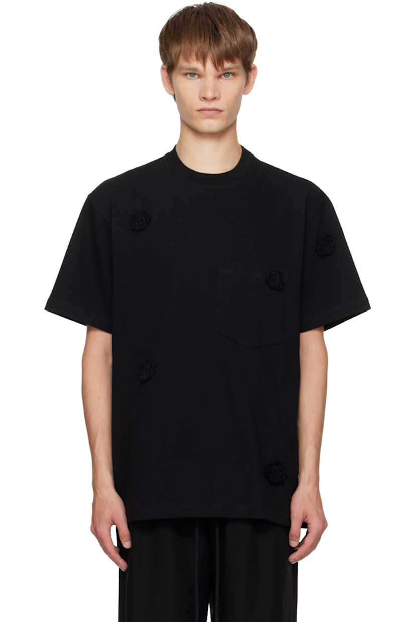 Cotton jersey T-shirt. 

· Crocheted floral appliqués throughout 
· Rib-knit crewneck
· Patch pocket at chest

Supplier color: Black