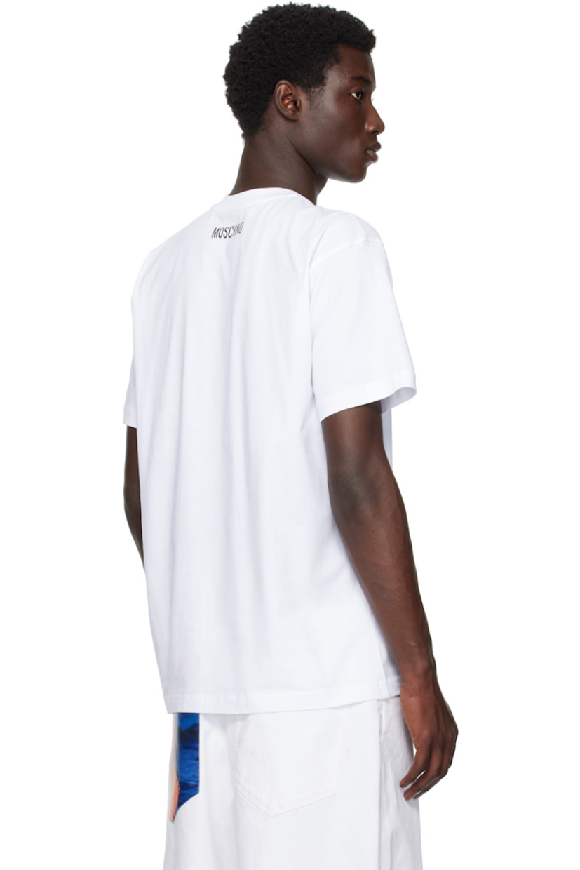 Organic cotton jersey T-shirt.

· Rib-knit crewneck
· Graphic printed at front
· Logo printed at back

Supplier color: Multi White