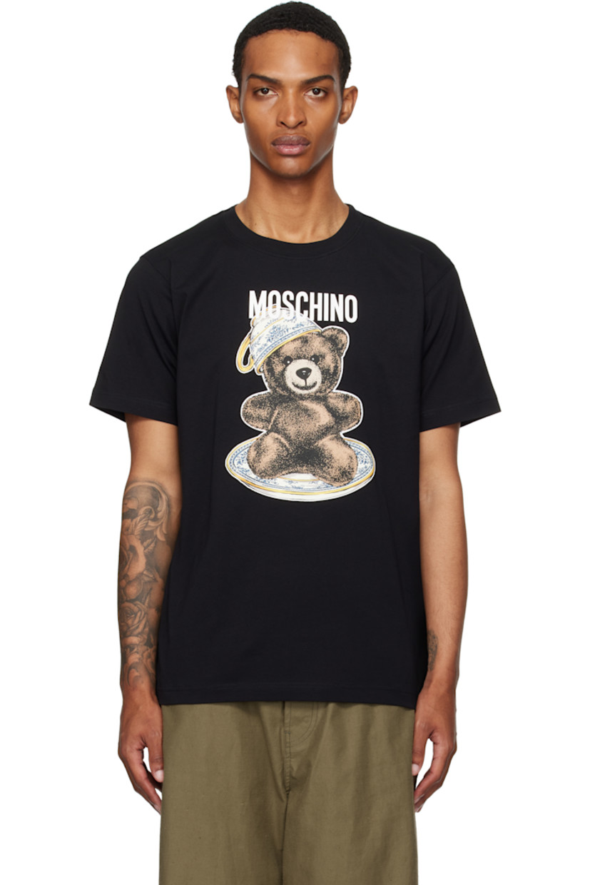 Organic cotton jersey T-shirt.

· Rib-knit crewneck
· Logo graphic printed at front

Supplier color: Multi Black