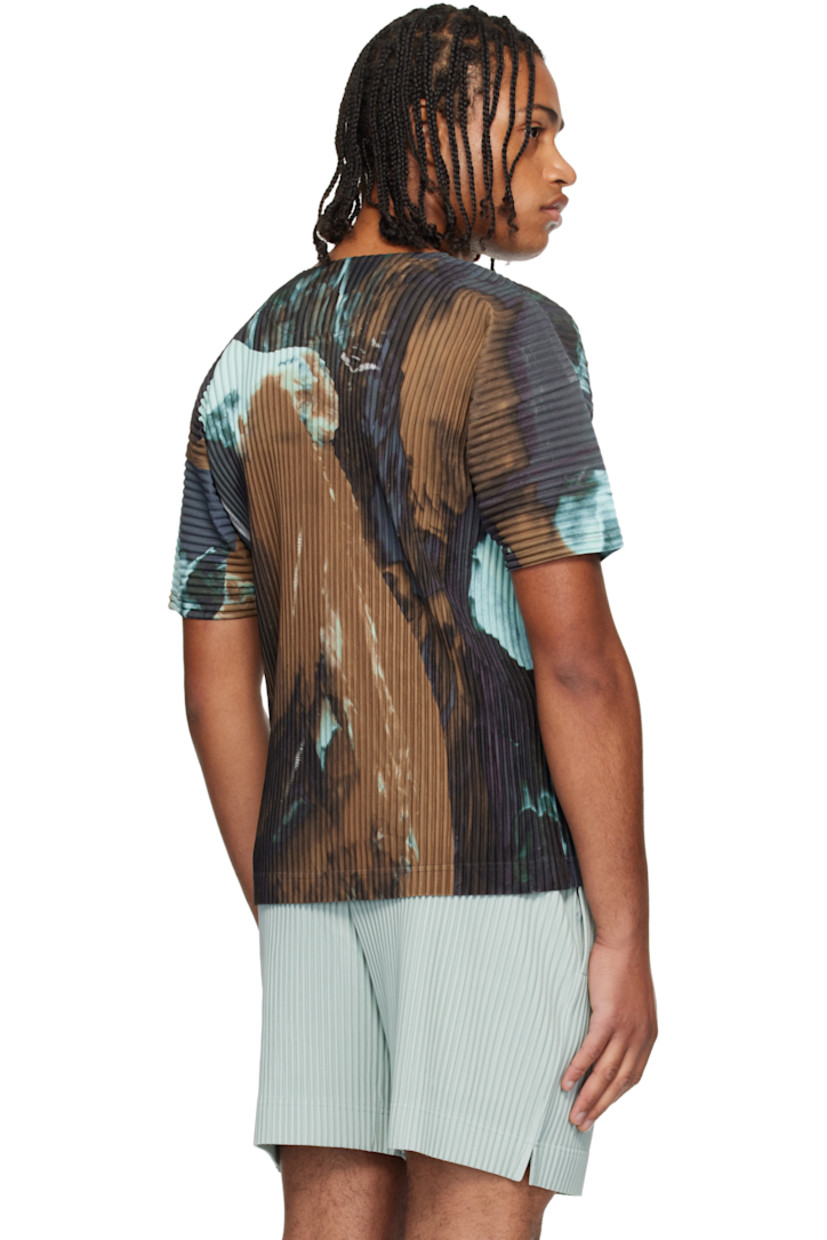 Garment-pleated polyester tricot T-shirt. 

· Graphic pattern printed throughout 
· Round neck

Supplier color: Brown