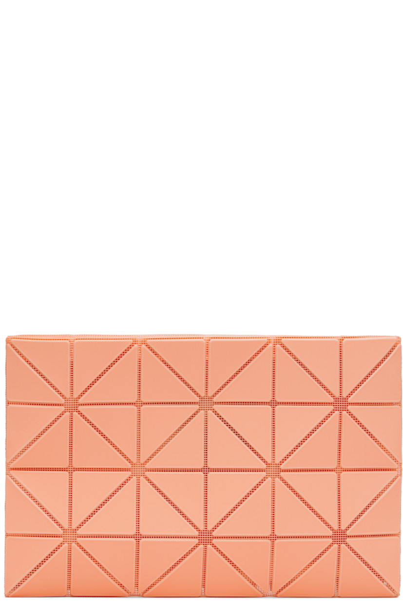 Mesh pouch.

· Signature triangular vinyl appliqués throughout
· Zip closure
· Logo-woven canvas lining 
· H6.25" x W9.5"

Supplier color: Light orange/Orange